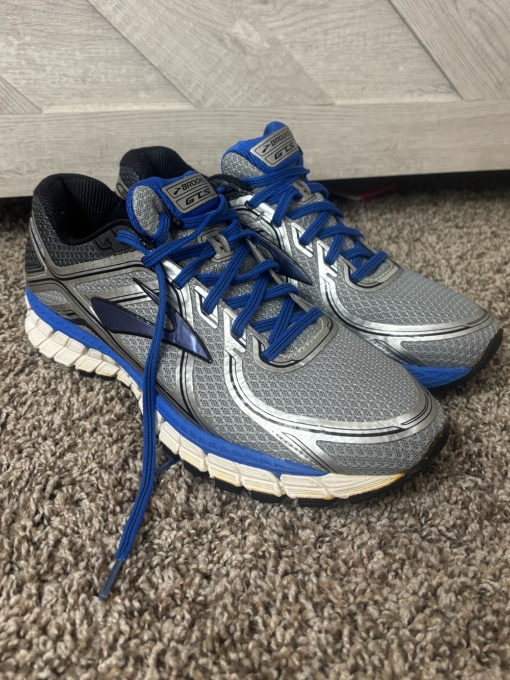 Brooks Adrenaline GTS 16 Gray and Blue Men’s Running Athletic Shoes Size 10.5